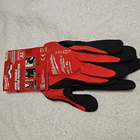 Milwaukee Other - Milwaukee 10" XL Nitrile Dipped Cut Level 2 Smartswipe Work Gloves New